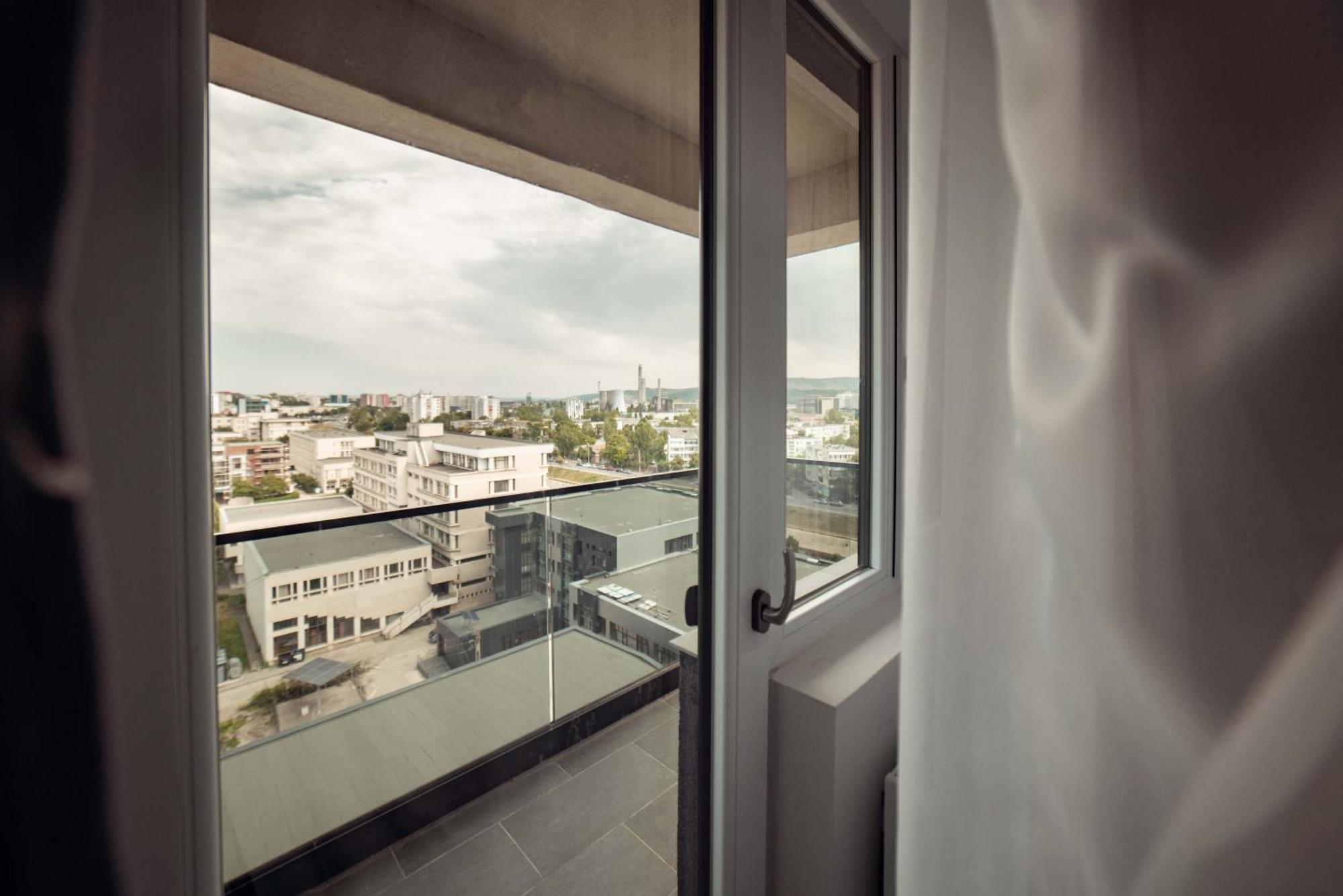 Cozy Apartments At Q Residence - Palas Mall Iasi Exterior photo